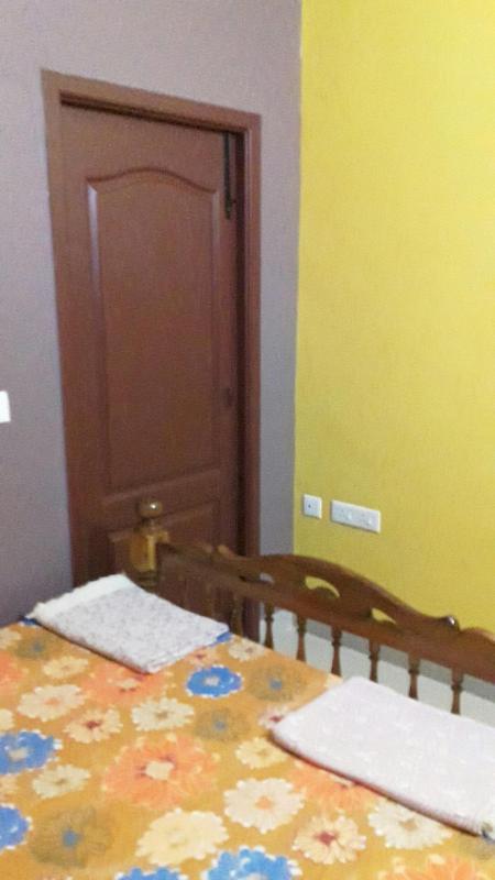 THE ONLY BEST HOMESTAYLA MAISON RENALD 2BHK4BHK available for 6713 members NEAR ROCK BEACH WHITE TOWN RAILWAY STN PONDY MARINA CAR PARKING available Eight 3 double zero seven six four 6 double 2 - image 33