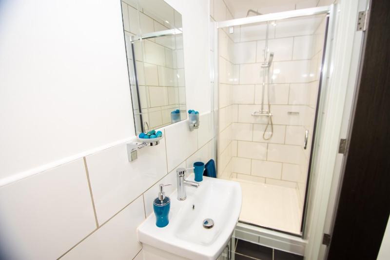 Double Room image 1