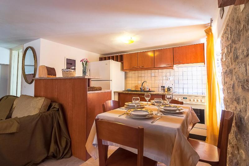Apartment with Balcony image 3