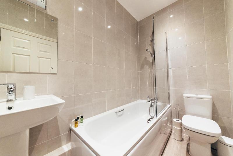 Standard Two-Bedroom Apartment image 3