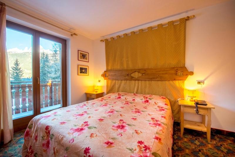 Double or Twin Room image 3