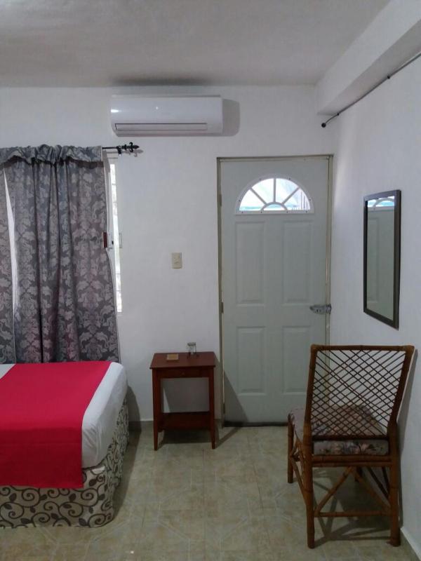 Room in Cancun Stadium - image 15