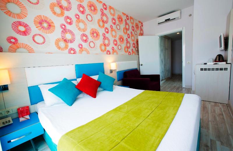 Standard Double Room image 1