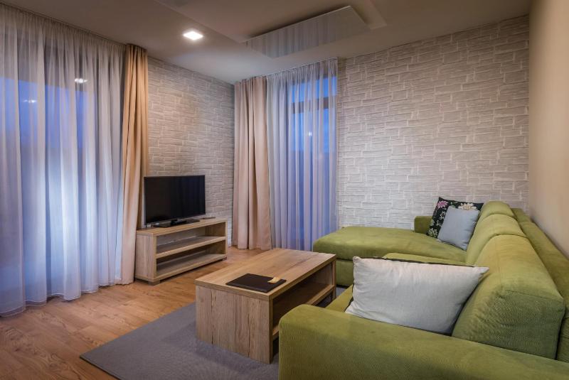 Apartment image 2
