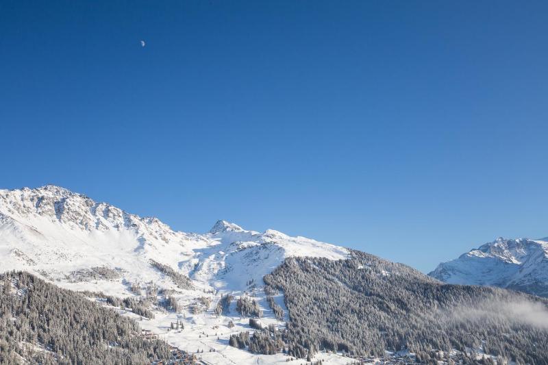 One-Bedroom Apartment image 4