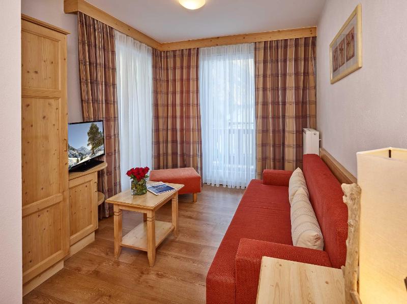 Junior Suite image 3