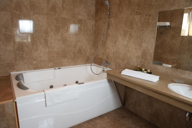 Suite image 3