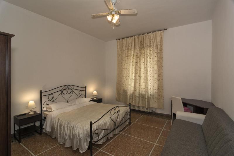 Triple Room image 2