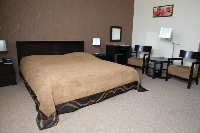 Standard Double Room image 1