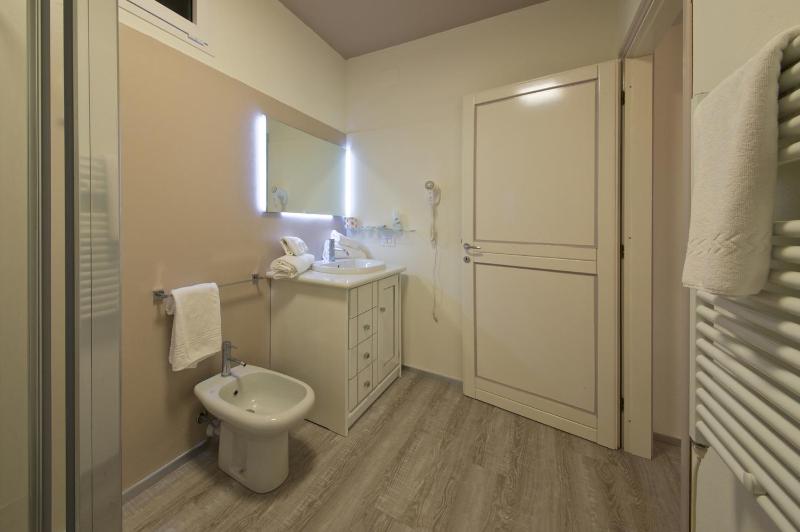 Two-Bedroom Suite image 3