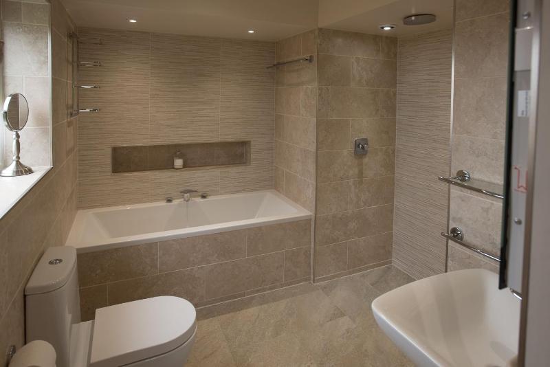 Deluxe Double Room image 4