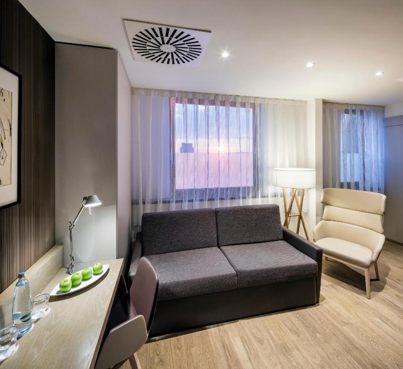 Junior Suite image 3