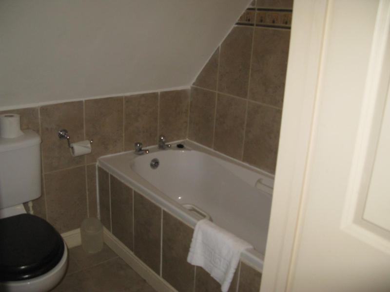 Double Room Bed and Breakfast  image 4