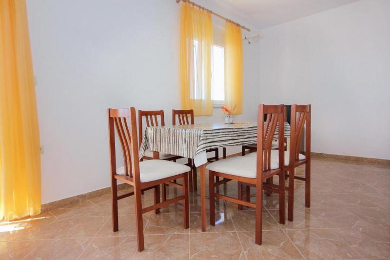 Two-Bedroom Apartment with Terrace and Sea View image 2