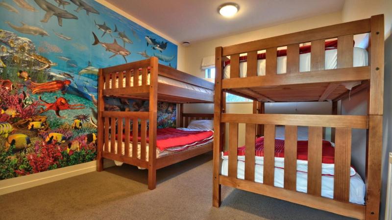 Gucci House - image 18