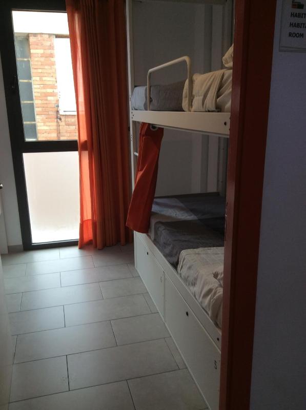 Single Bed in 6-Bed Dormitory Room image 3