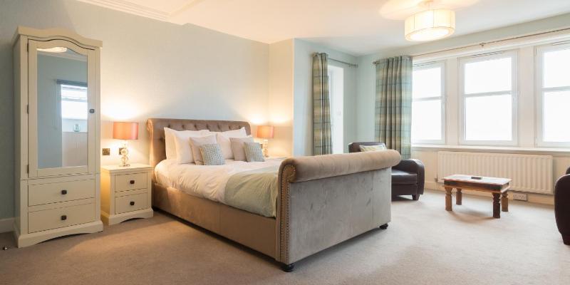 Suite with Sea View image 1
