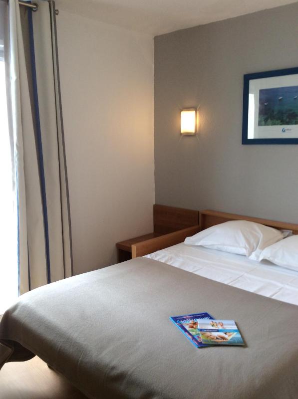 Appart'hôtel Goélia Sun City - image 6