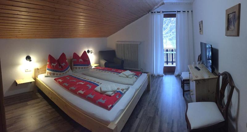 Standard Double Room image 1
