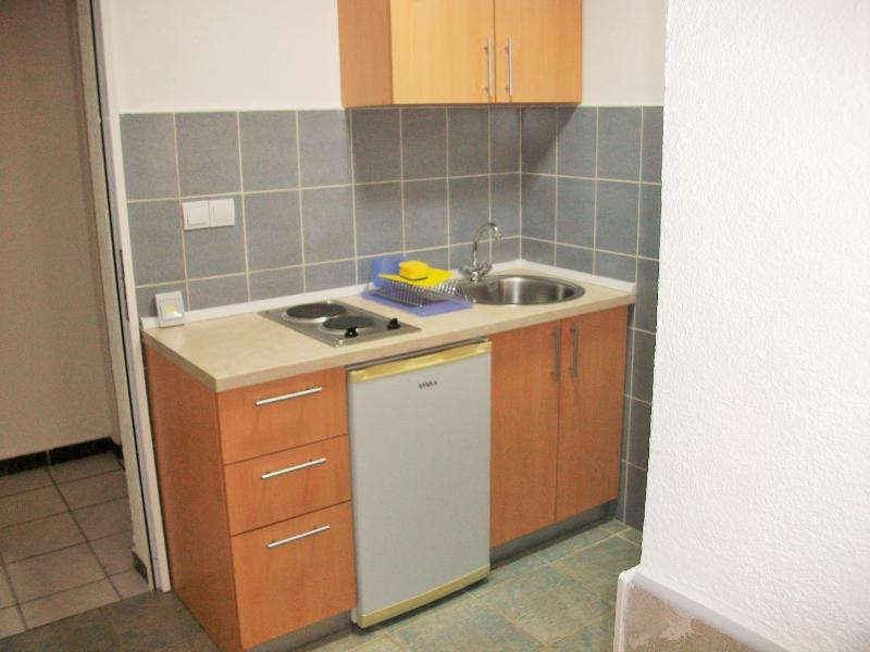 Standard Triple Studio image 4