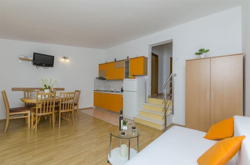One-Bedroom apartment Standard image 2