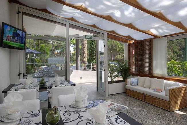 Suite Erica Lignano Hotel - image 30