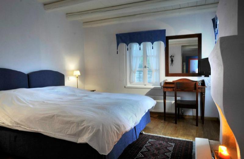 Double or Twin Room image 1
