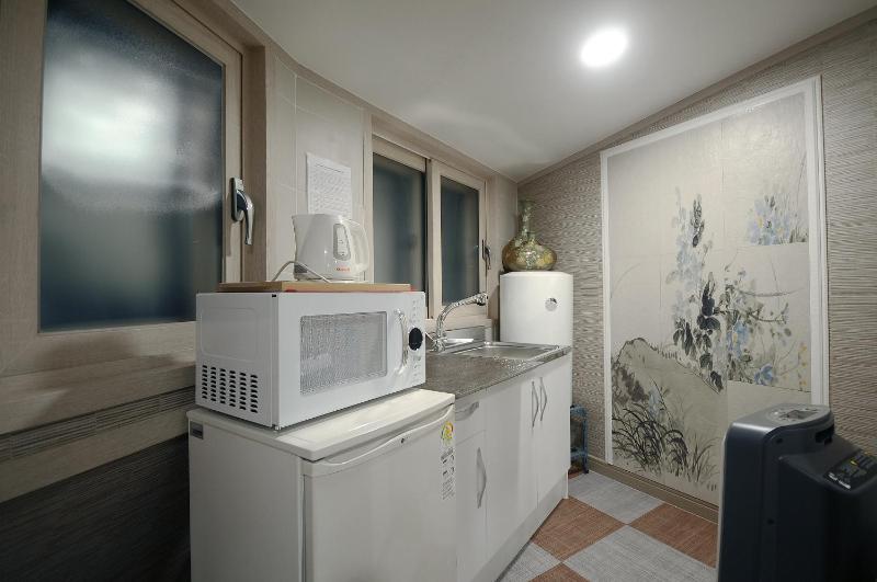 Family Hotel BNB - image 3