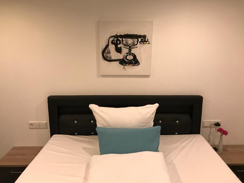 Single Room image 1