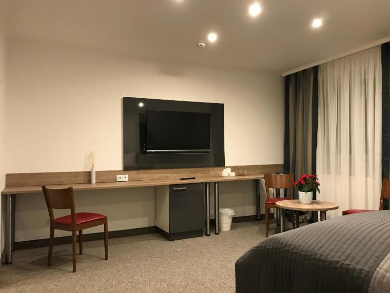 Deluxe Double Room image 4