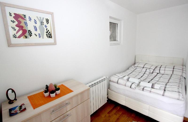 Apartment with Balcony image 3