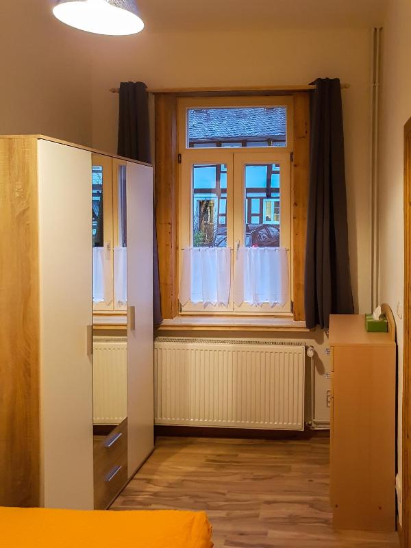 Apartment with chimney image 3