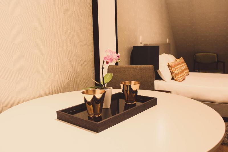 Santo da Casa / Sc apartments - image 2