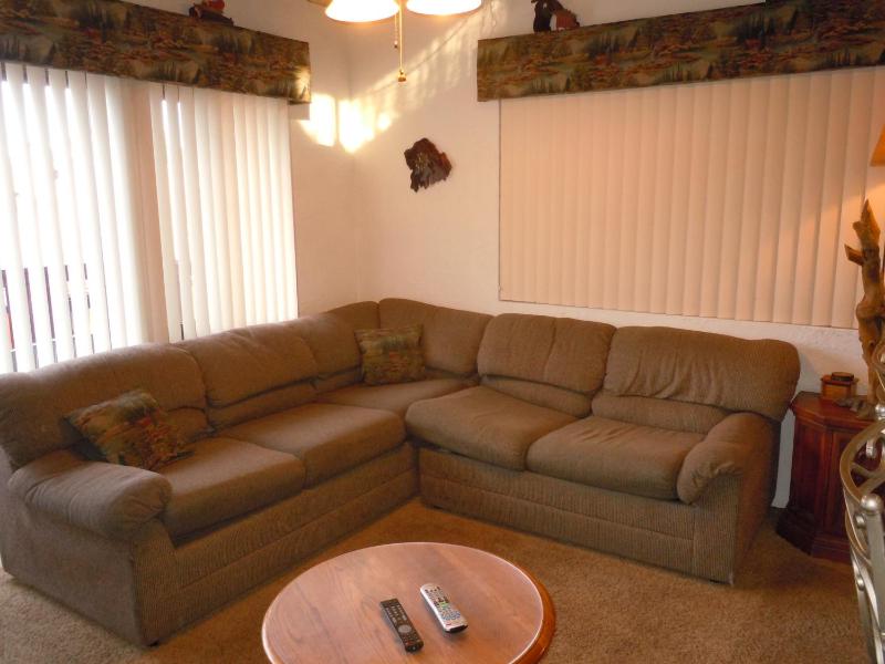 Three-Bedroom Townhouse image 2