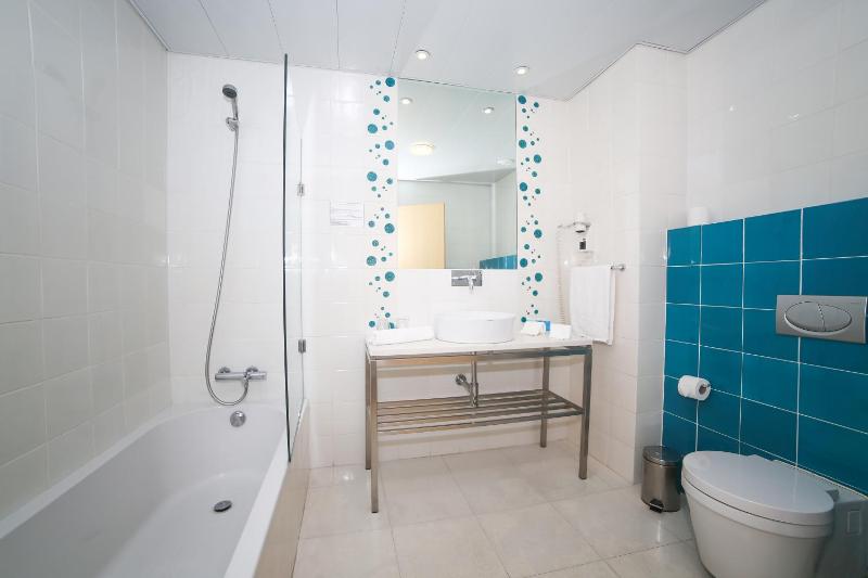 Double or Twin Room with Side Sea View image 2