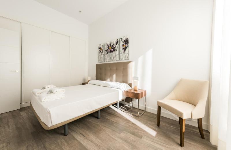 Apartment with Balcony image 4