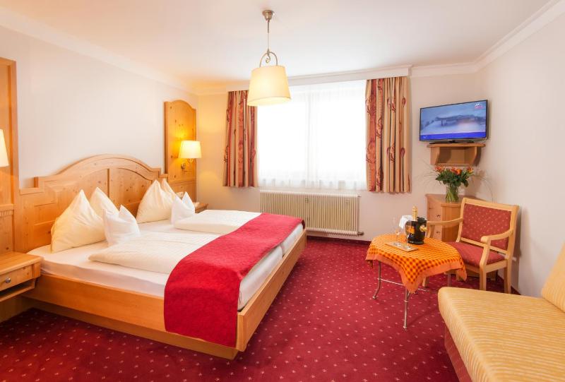 Standard Double Room image 2