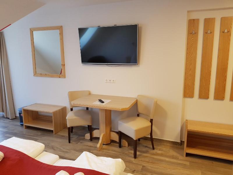 Double Room with Mountain View - Ground Floor image 2