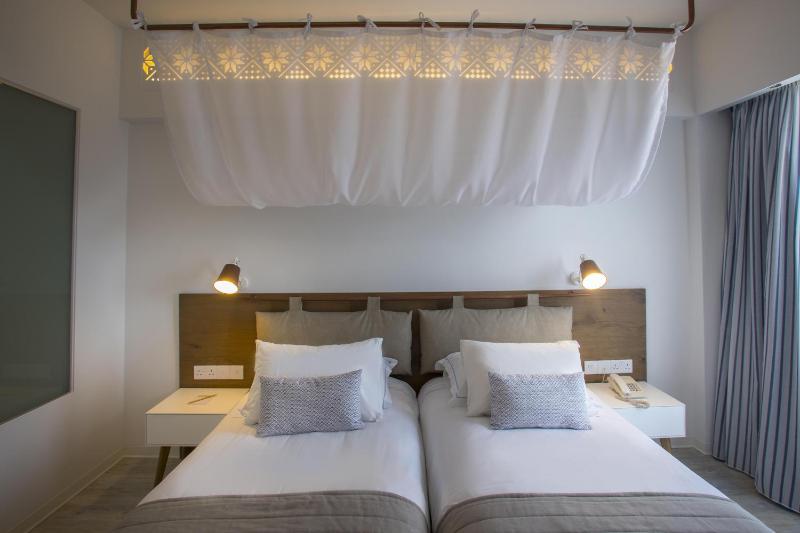 Double or Twin Room with Side Sea View image 2