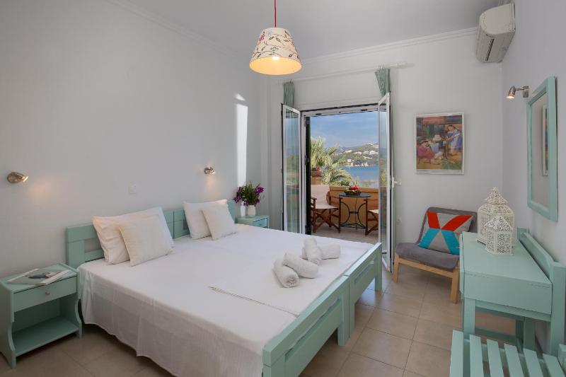 Two-Bedroom Apartment with Lake View image 3