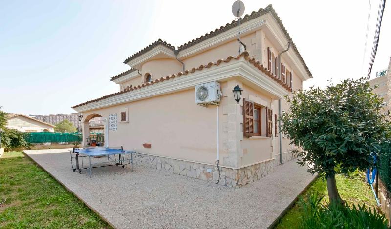 Llac Blau - Mediterranean Styled with Pool - image 6