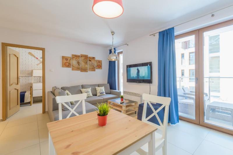 One-Bedroom Apartment image 2