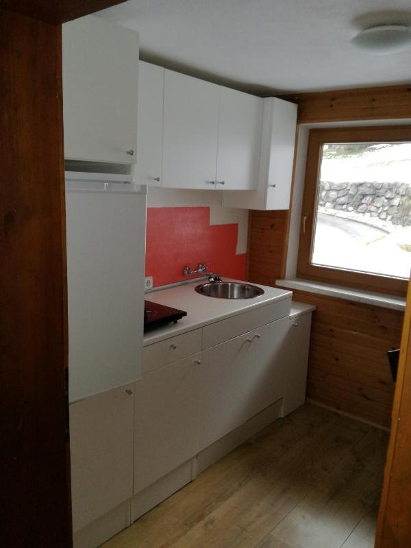 One-Bedroom Apartment with Balcony image 3