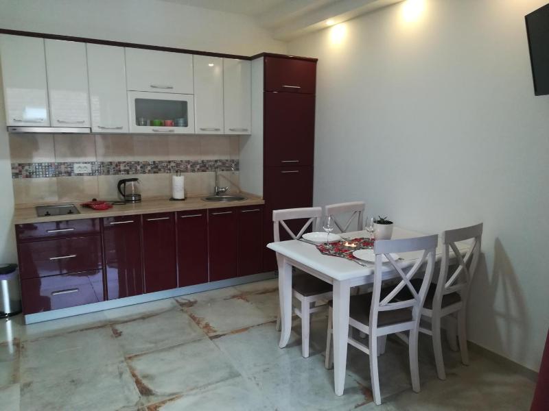 Standard Apartment image 3