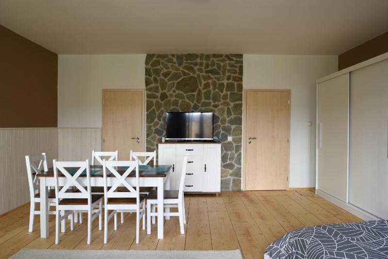 Apartment with Terrace image 4