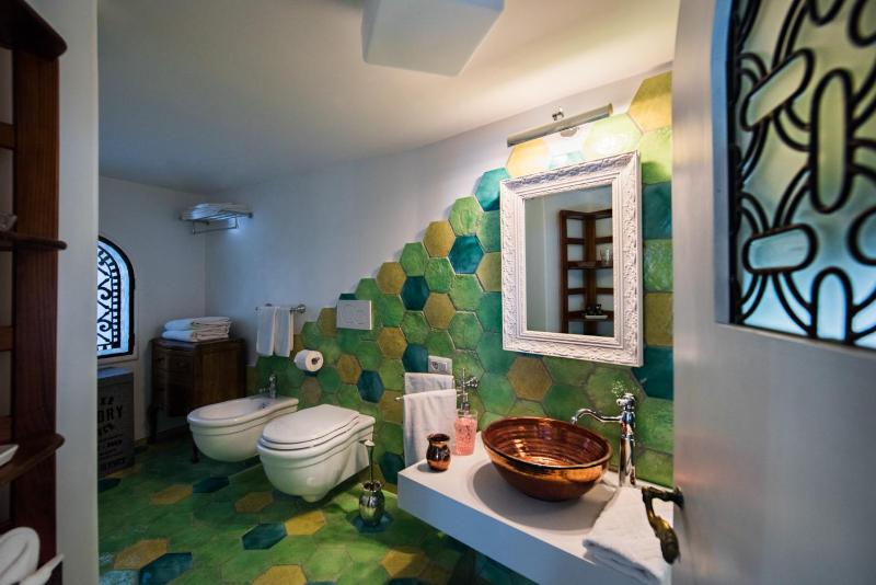 Villa Torre Trasita luxury suites - image 21