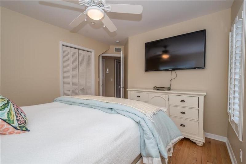 Three-Bedroom House image 3