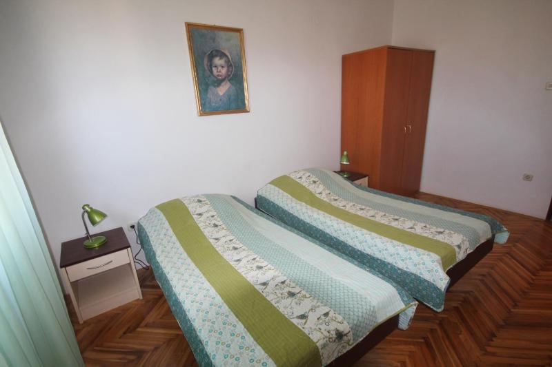 Two-Bedroom Apartment with Balcony and Sea View image 4