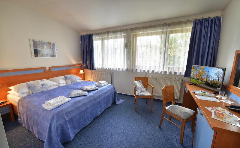 EA Hotel Populus - image 12