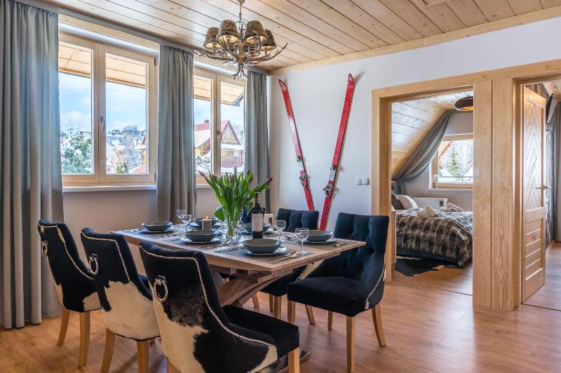 Deluxe Apartment image 2